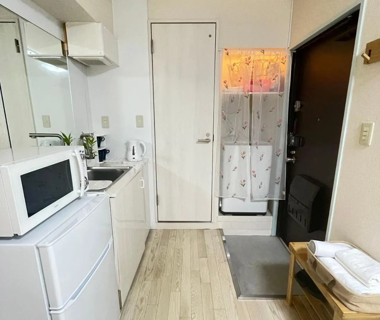 红楼house Apartment Tokyo Japan