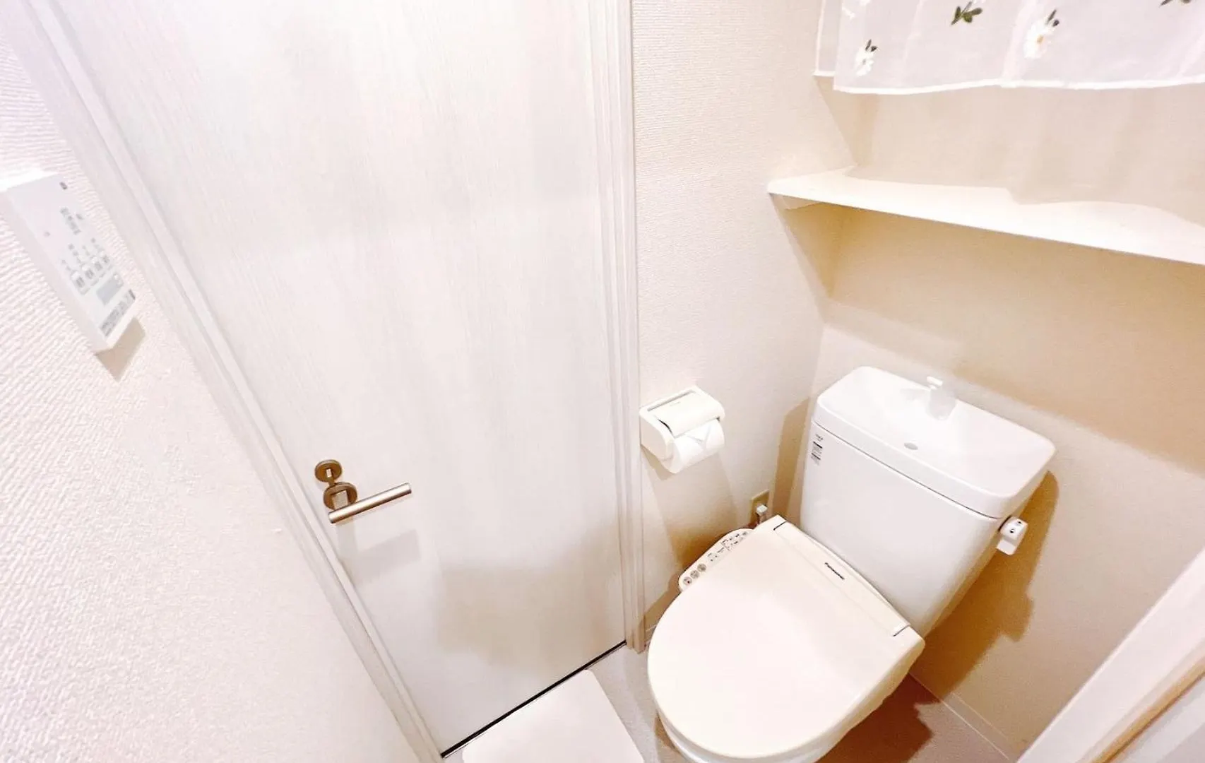 红楼house Apartment Tokyo Japan